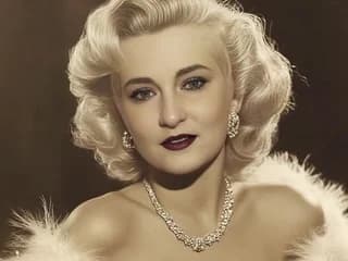 Blondie_The_Librarian WebCAM 