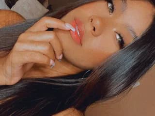 WebCAM of LailanyGray