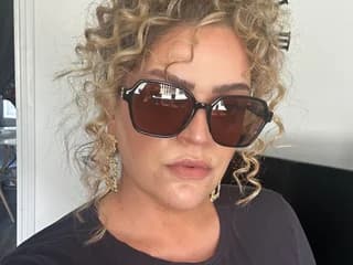 curlycherryuk WebCAM 