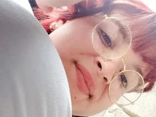 WebCAM of marysquirtqueen