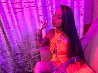 yafavoriteLIPZ WebCAM 